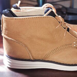 Kenneth Cole Boys' Mario Chukka Boots Size 3- Big Kid